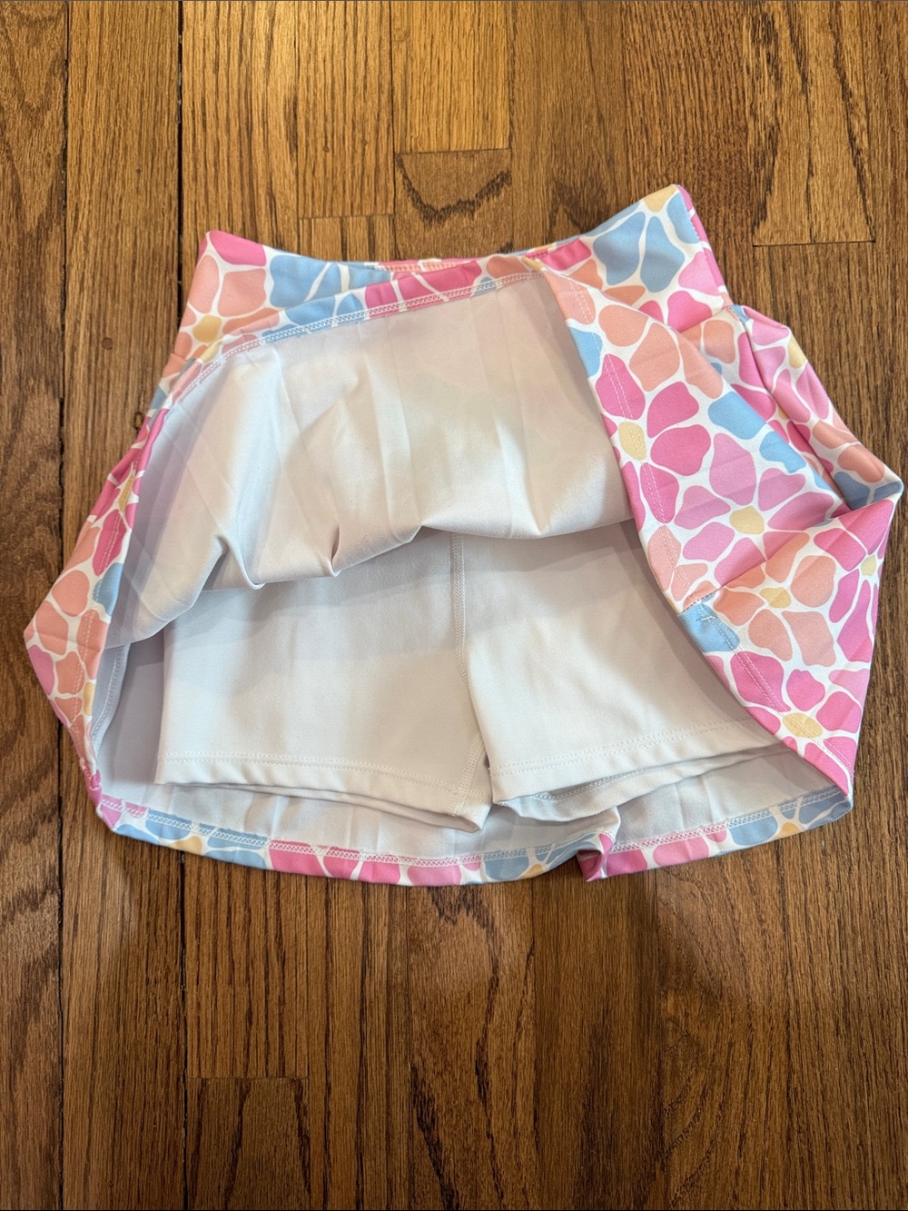 Caden Lane Floral Skort in Pink, Blue and Peach - Picture 2 of 3